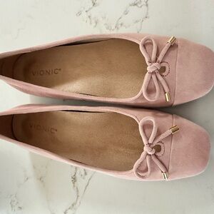Vionic Pink Flats with Decorative Bow and Rounded Toe